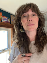 Load image into Gallery viewer, Bloom hoop earrings