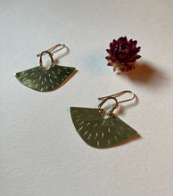 Load image into Gallery viewer, Brass Statement Earrings Textured Cape