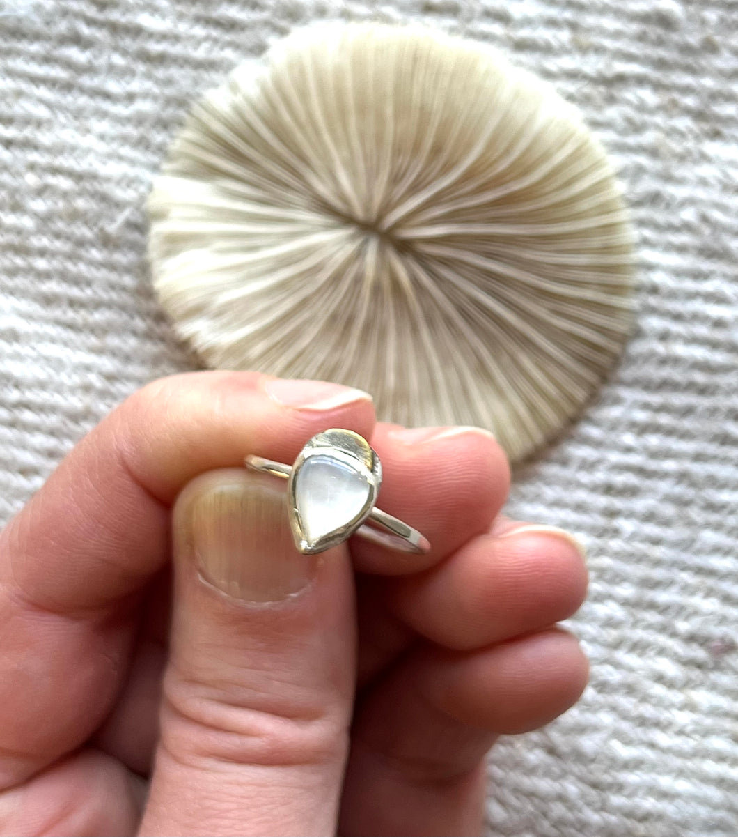 Mother of Pearl Teardrop Sterling Silver Handmade Ring