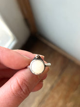 Load image into Gallery viewer, Mother of Pearl Sterling Silver Handmade Ring