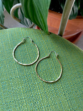 Load image into Gallery viewer, Medium Basic Round Mixed Metal Hoops